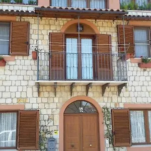 La Casa In Pietra Frühstückspension